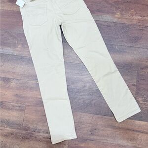 Lucky Brand Women's Straight Leg Jeans in Cream